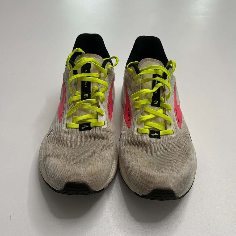 Brooks Launch 9 Size 8 White Pink Nightlife Running Shoes
